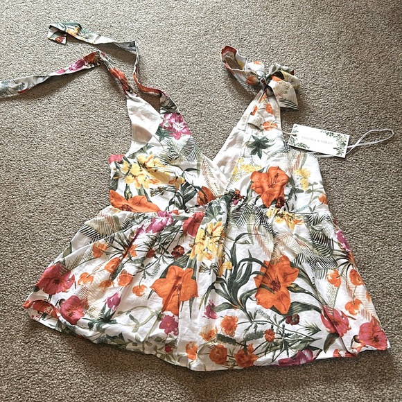 NWT Chelsea & Violet Tie Shoulder Tropical Oasis Printed V Neck Halter Top - Picture 9 of 15